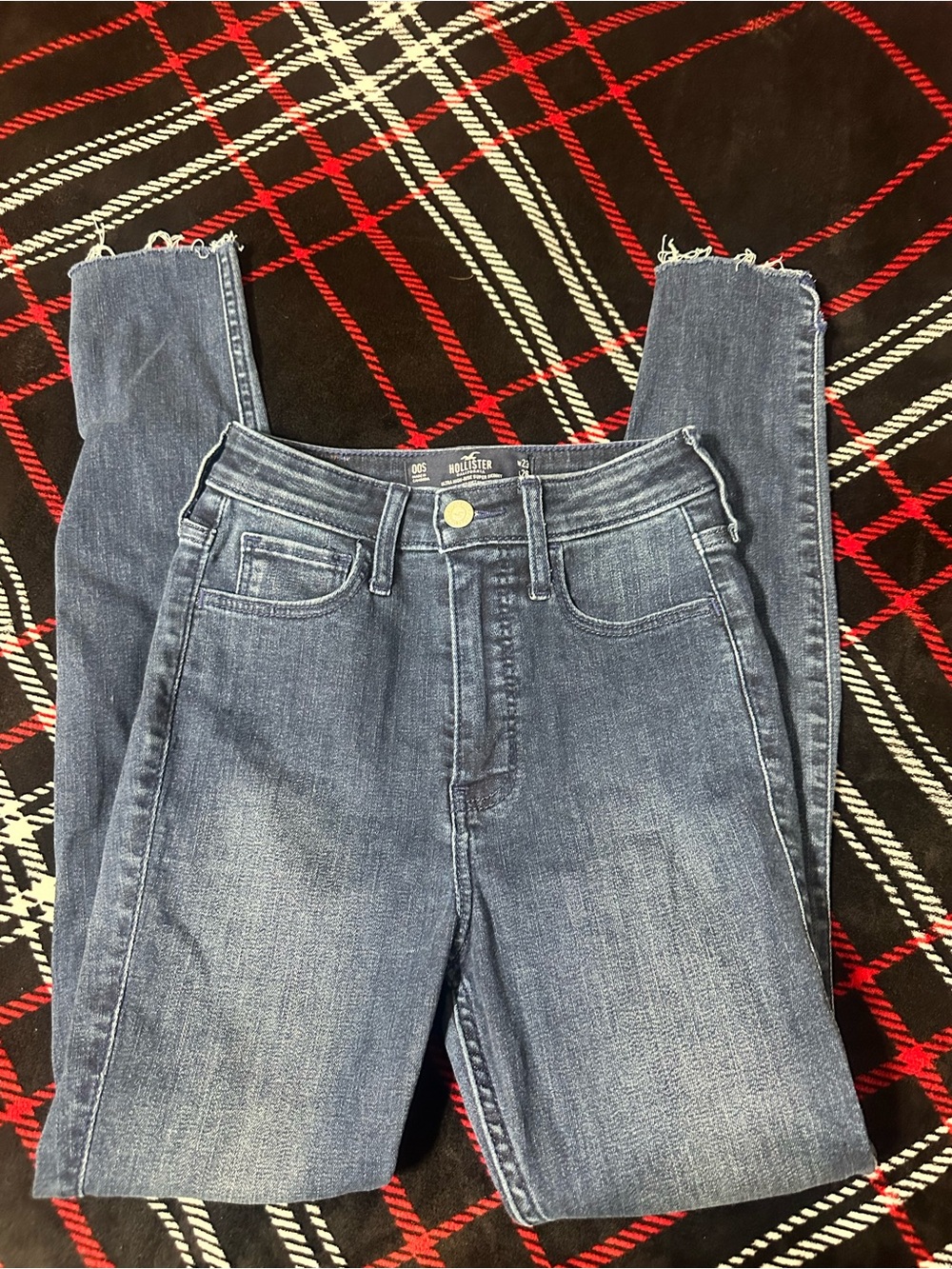 Hollister Women's Skinny Jeans in Medium Blue Wash